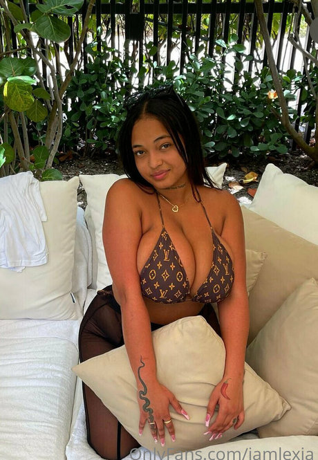 iamlexia star best pictures