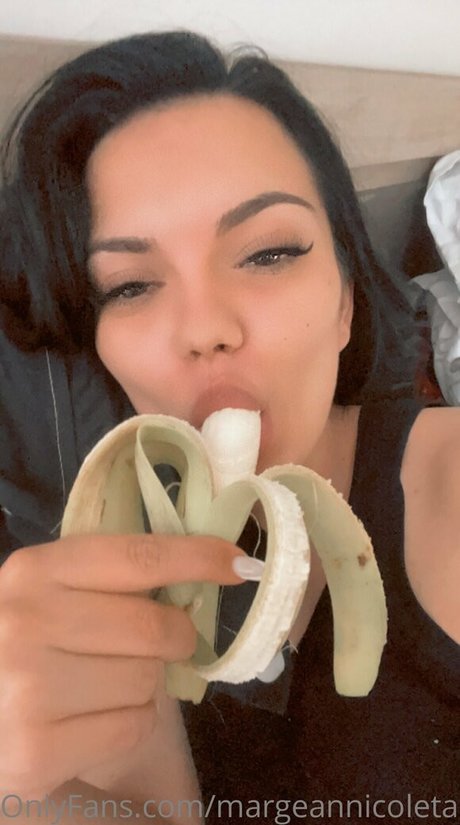 lexy266 art star photo