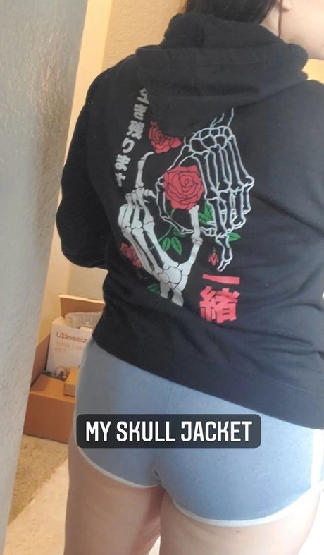 Aiko Bliss model high quality img