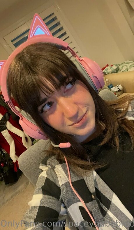 spaceybabebrooke nude star gallery