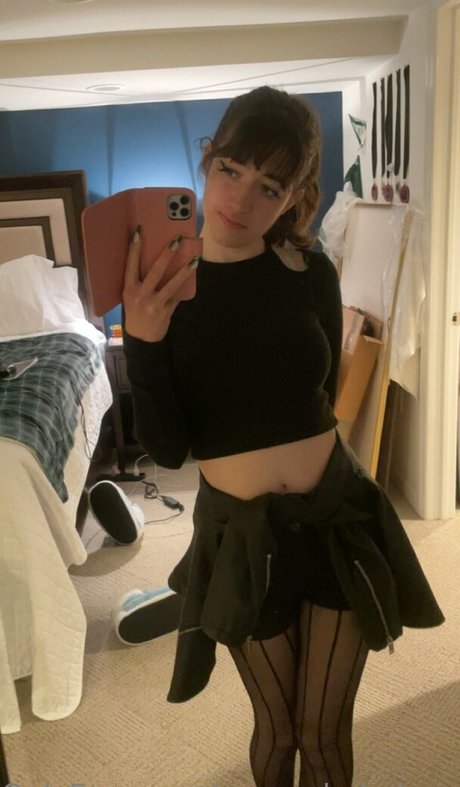 spaceybabebrooke best actress pics