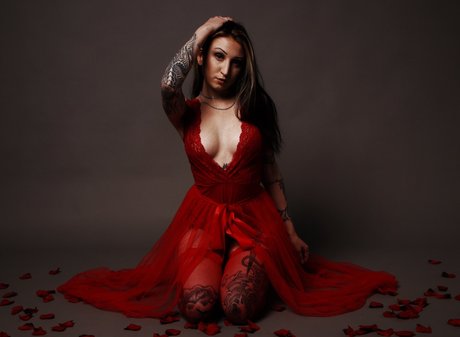 Morgan Adams star erotic pics