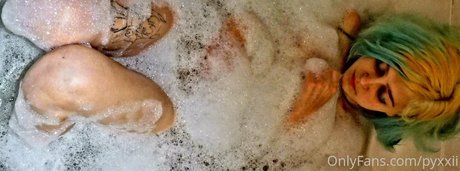 pyxxii xxx star gallery