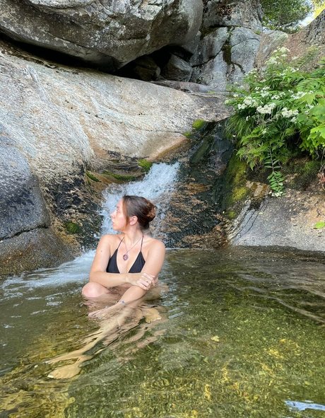 aerinaries pornstar high quality photo