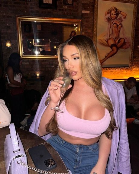 Ts lauren cox pretty model gallery