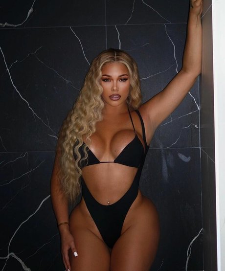 Ts lauren cox sexy actress galleries