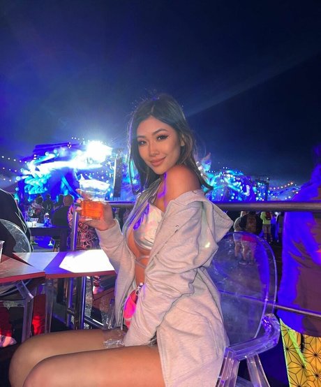 jenbaited pretty model pictures