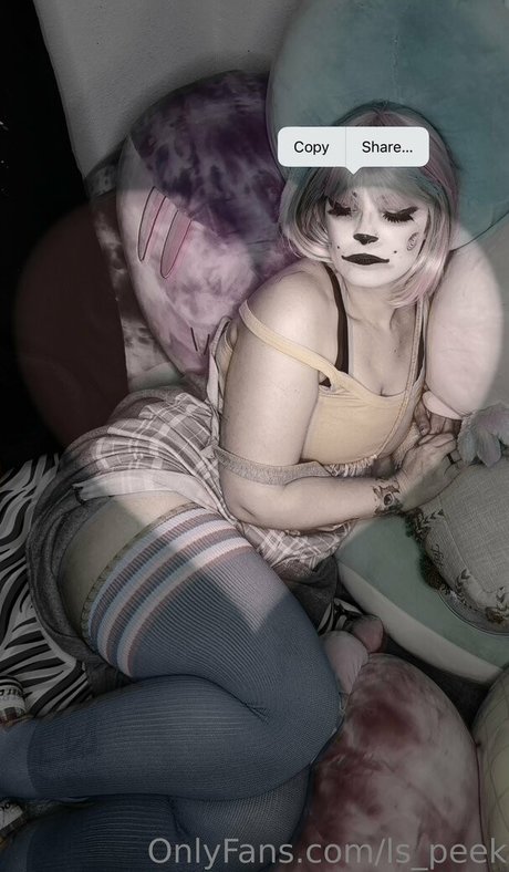 ls peek porn model photos