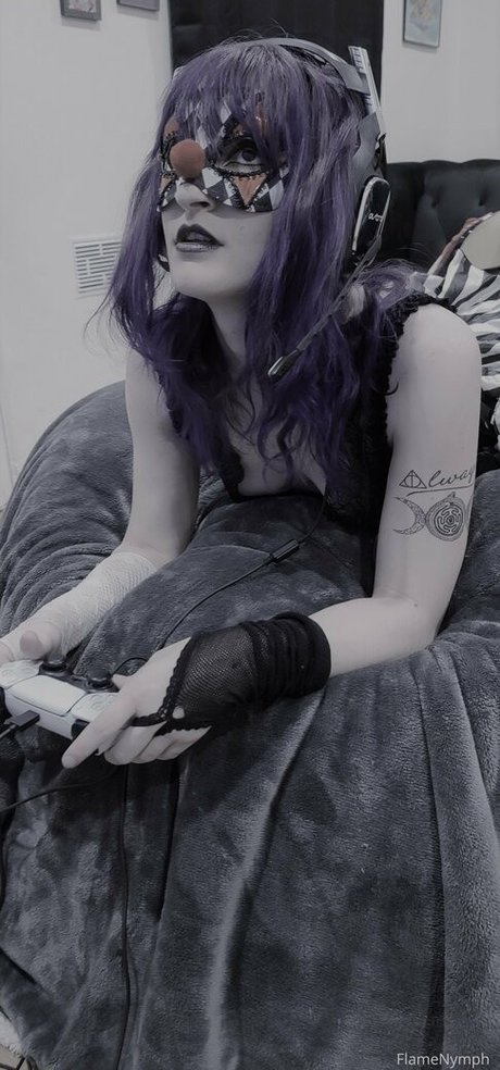 flamenymph hot actress pictures