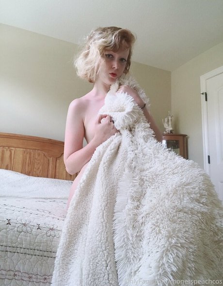 Honeybunnycos star pornographic archive