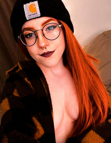 nymphicapollo nude model pic