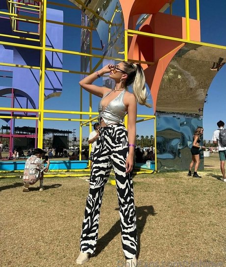 mature asian onlyfans naked pics