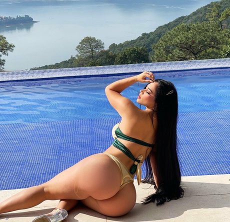 beauty teen onlyfans sexy nude pictures