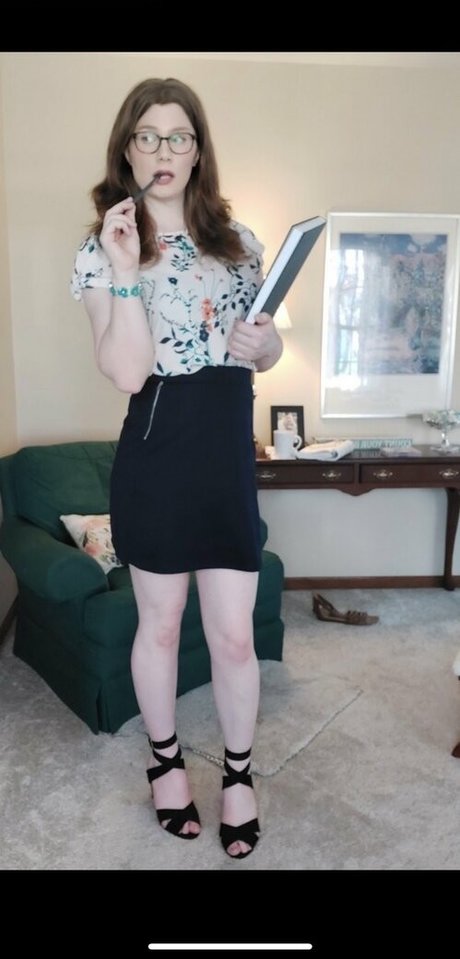 The Fiendlady nude model pic