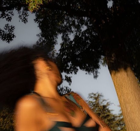 Jahkara Smith model free image