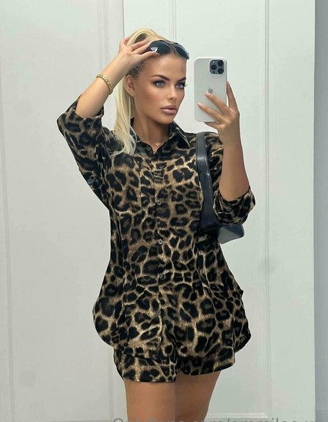 cute onlyfans hot xxx photo