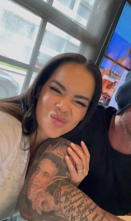 daisymarie nude model pics