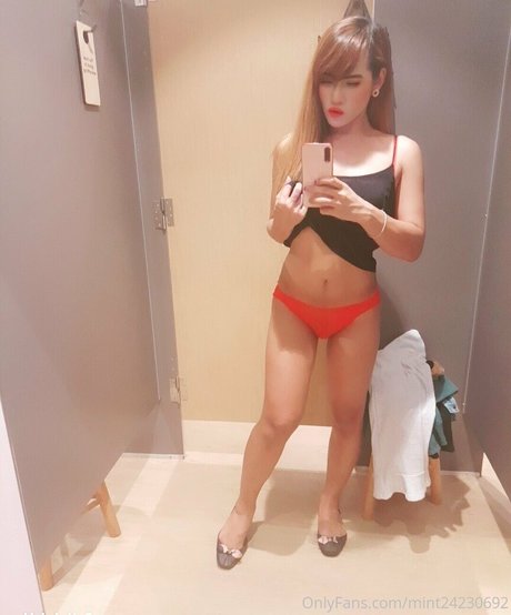 mint24230694 nude model img