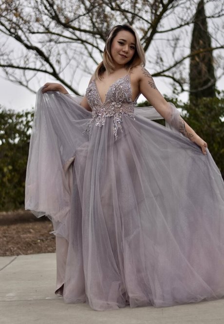 Emi Evans model sex image