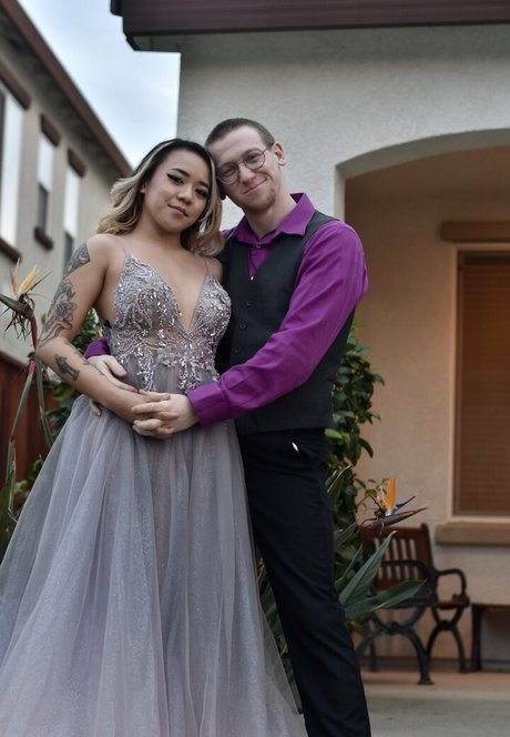 Emi Evans star nude image