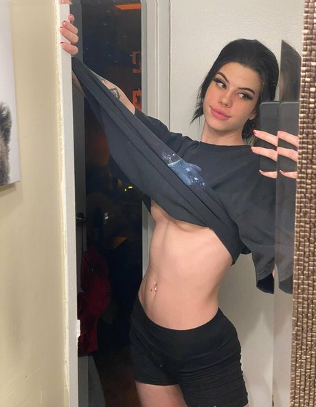 thrasherlewds star naked gallery