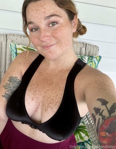 freckledbabyy star nude pics