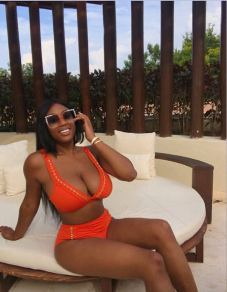 Vivi Panamera Quick model image