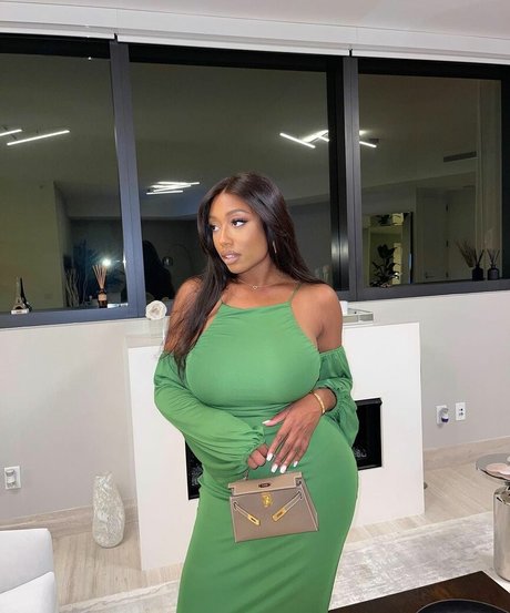 asian granny onlyfans best photos