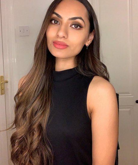 nikkirai_ naked pornstar gallery