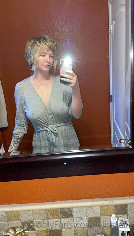 blissfulle hot model archive