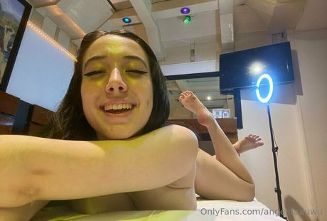 Angelitaauwu Quick model image