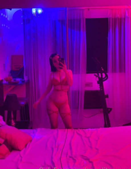 Angelitaauwu pornstar adult pics