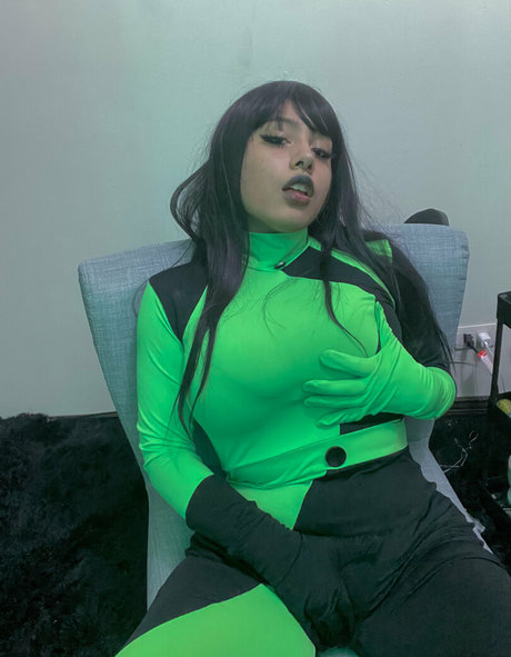 pretty ebony onlyfans naked picture