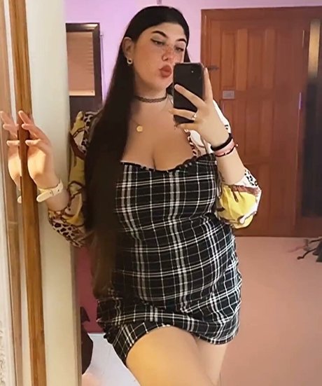 Kendall Navarro model xxx img