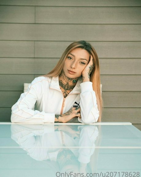 lilyxfree pornstar sexy pic