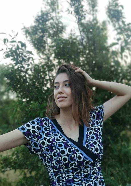 meryconlae hot actress pic