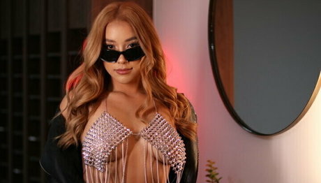 valengg exclusive star image