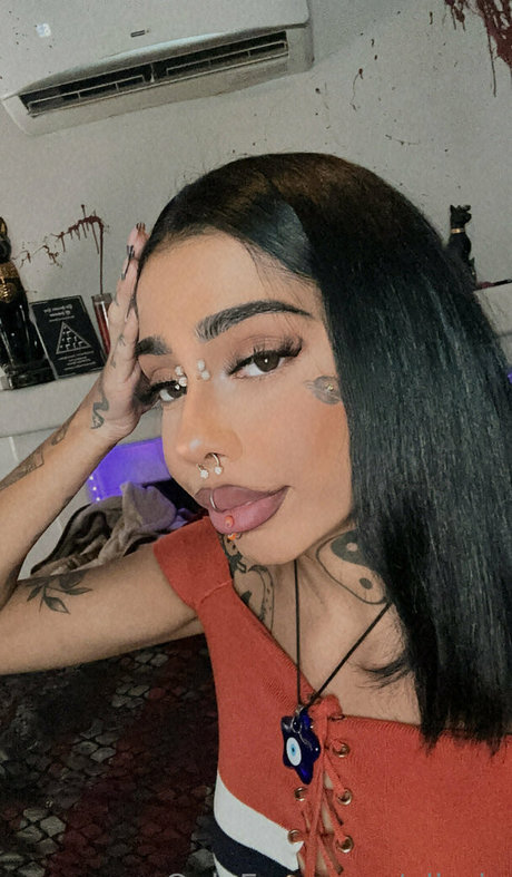 glizzjo erotic star pics