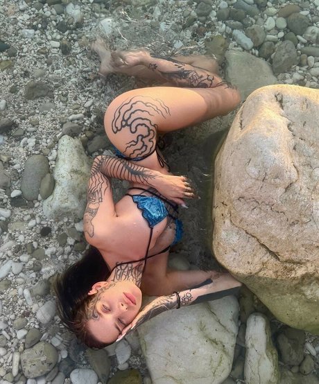 numaonly star nudes image