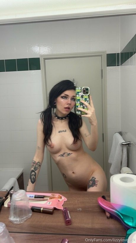 lizzylovesick pornstar sex image