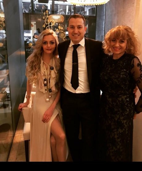 chubby redhead onlyfans hot nude pics