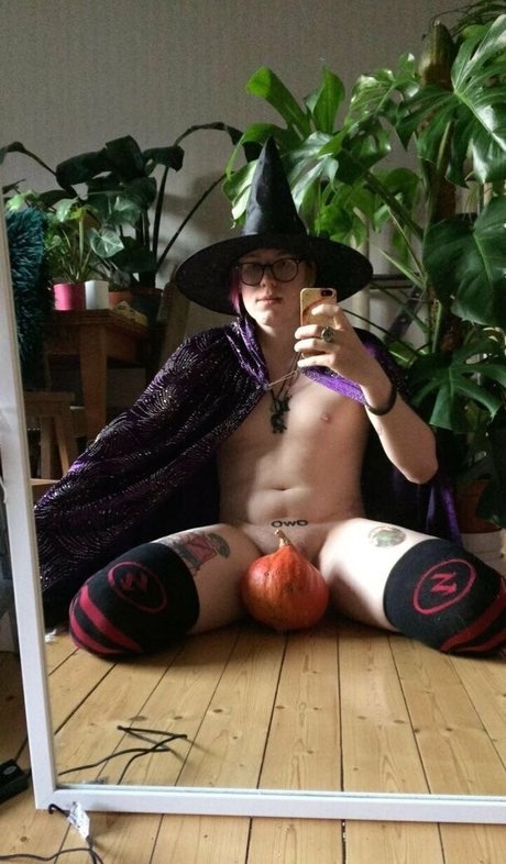 goblinthot model exclusive image