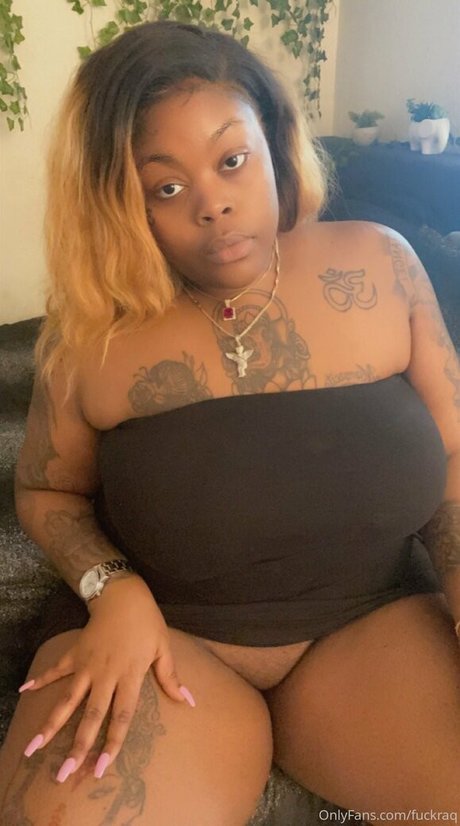 screwraq art actress archive