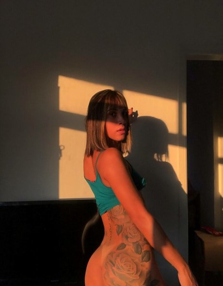 Cassia Fernandez nudes actress galleries