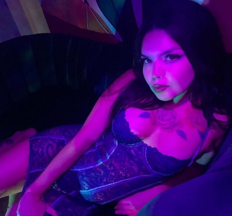 Yuckyyuko exclusive pornstar pictures