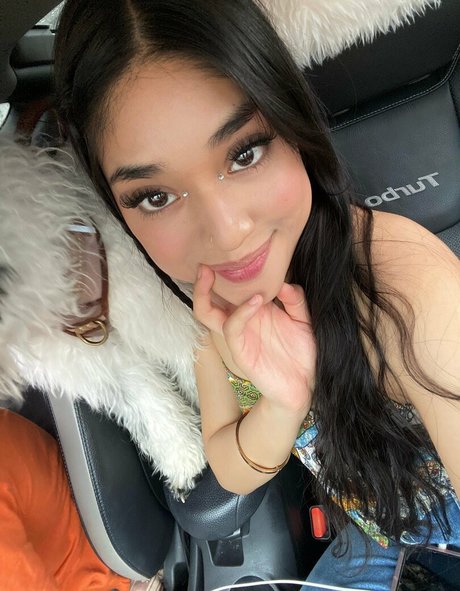 vashwty model free pictures