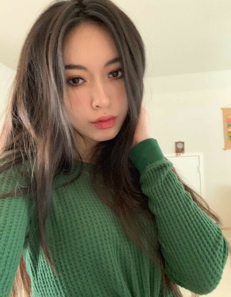 basedlilv art actress picture