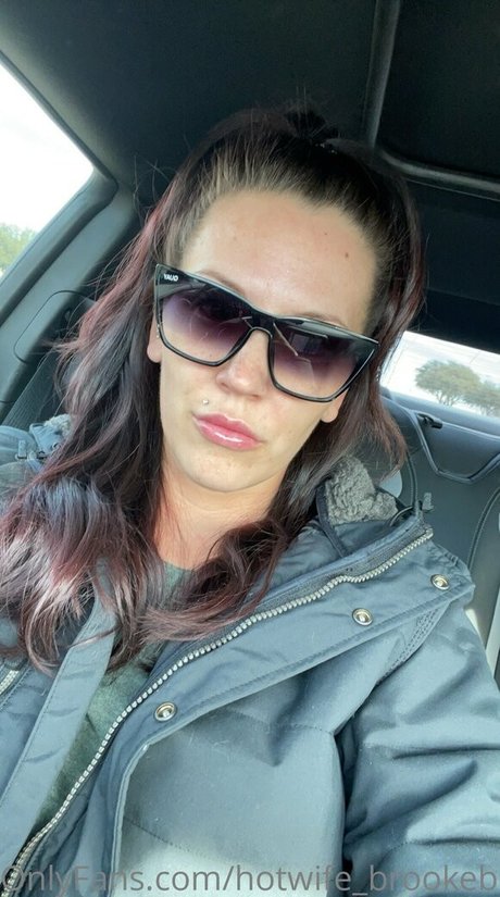 hotwife brookeblaze pretty actress pics