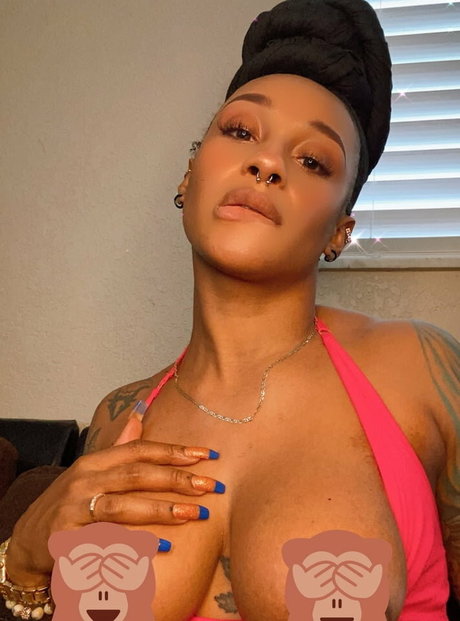 ItsJustRocky star pics