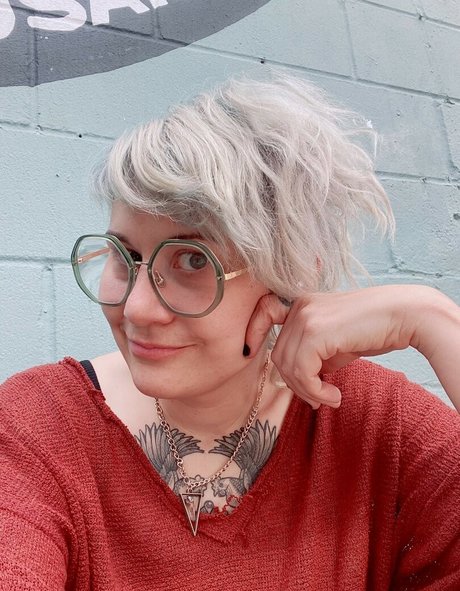 Holly Conrad model sexy picture